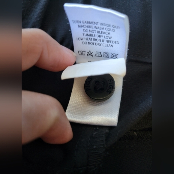 Figs Scrub Ankle Zip Pants in Black Size XL Style W19SW2016 - Picture 5 of 12